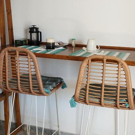 Παραθαλασσιο Στουντιο Μιχαλιας Sea View Studio Michalias Νουμερο 8 Agia Marina  Exterior photo