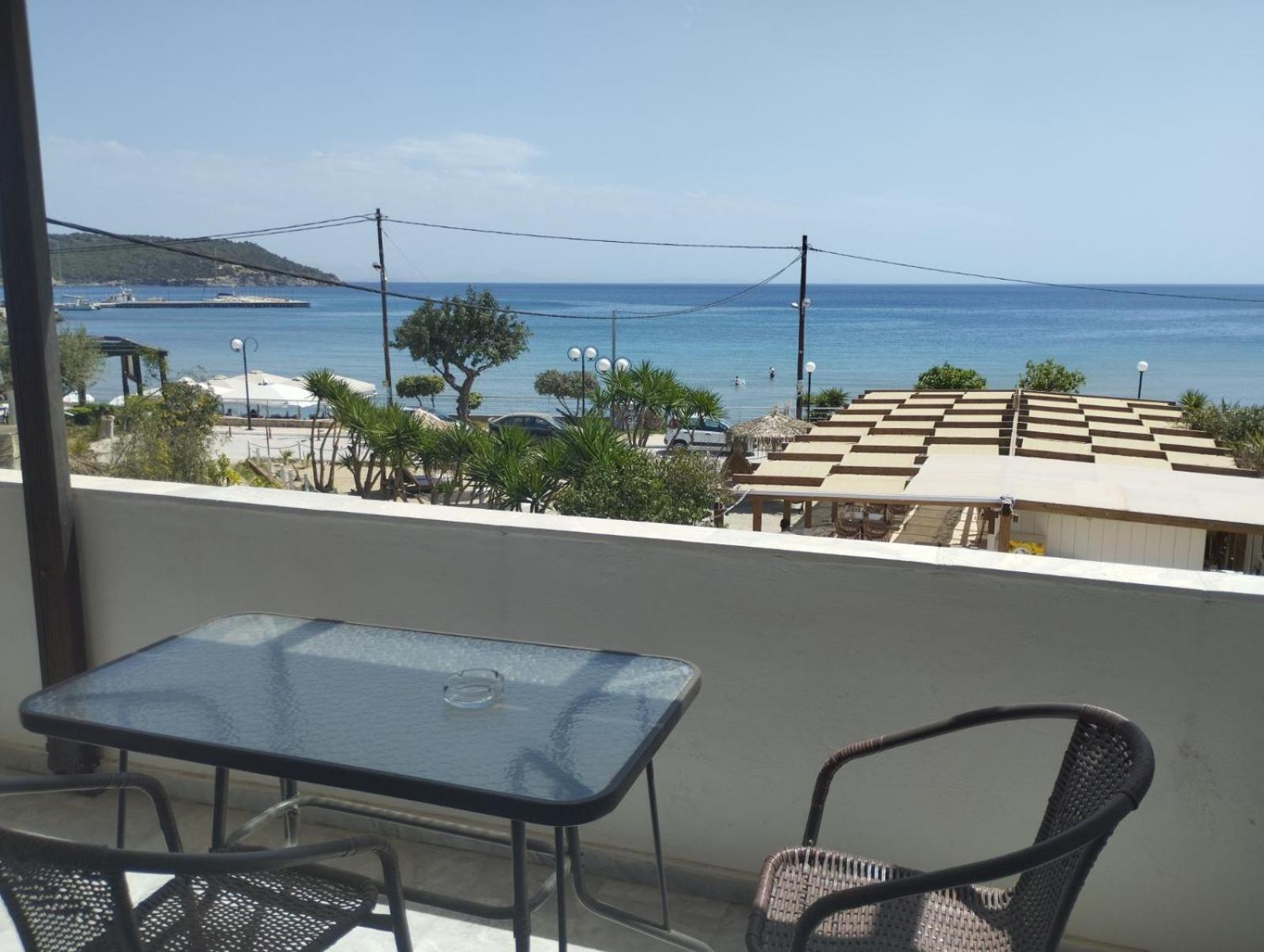 Παραθαλασσιο Στουντιο Μιχαλιας Sea View Studio Michalias Νουμερο 8 Agia Marina  Exterior photo